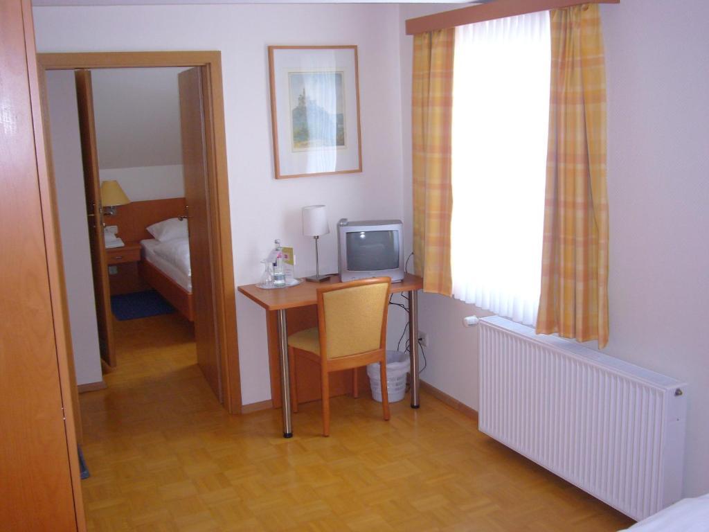 Hotel Deutsches Haus Kaub Δωμάτιο φωτογραφία