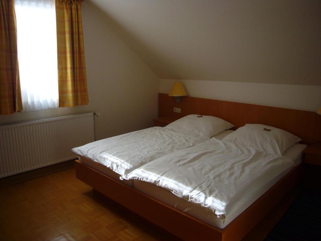 Hotel Deutsches Haus Kaub Δωμάτιο φωτογραφία